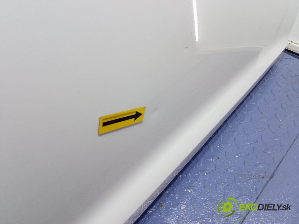 Ford Fiesta 2010 dveře před prave