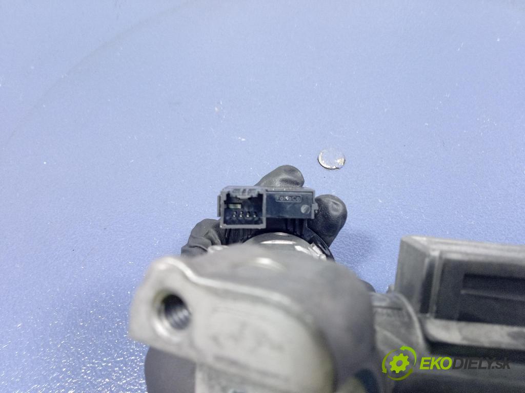 Ford Fiesta 2010 řídící jednotka Motor: