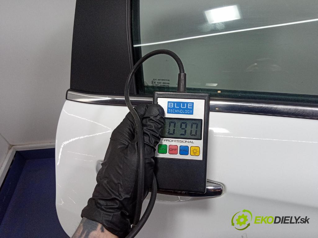 Citroen C3 2014 dveře Zad: prave 