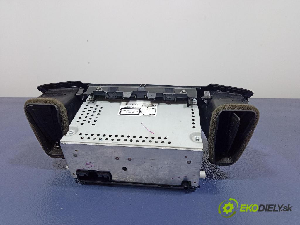 Ford Fiesta 2010 Radio I Navigace: AA6T18C815AC