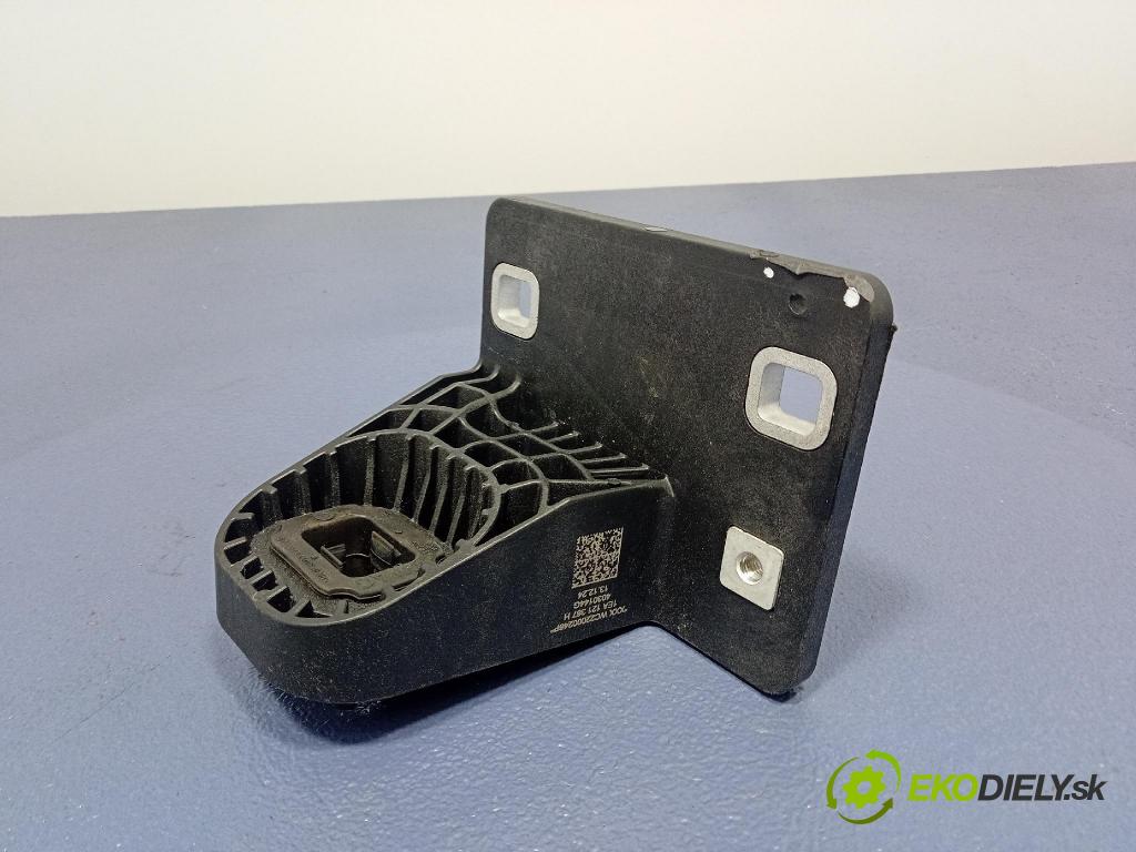 Skoda Elroq 50 2025 Chladič Voda 1EA121367H