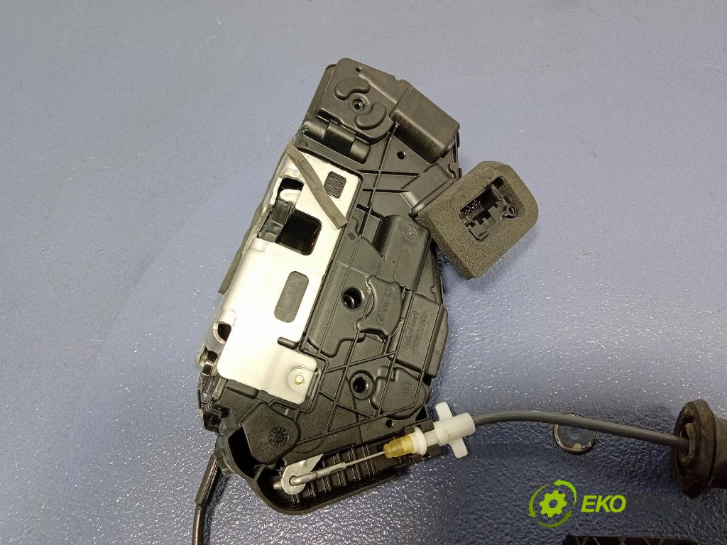 Skoda Elroq 50 2025 zámok dvere zad Vľavo: 5TA839015T