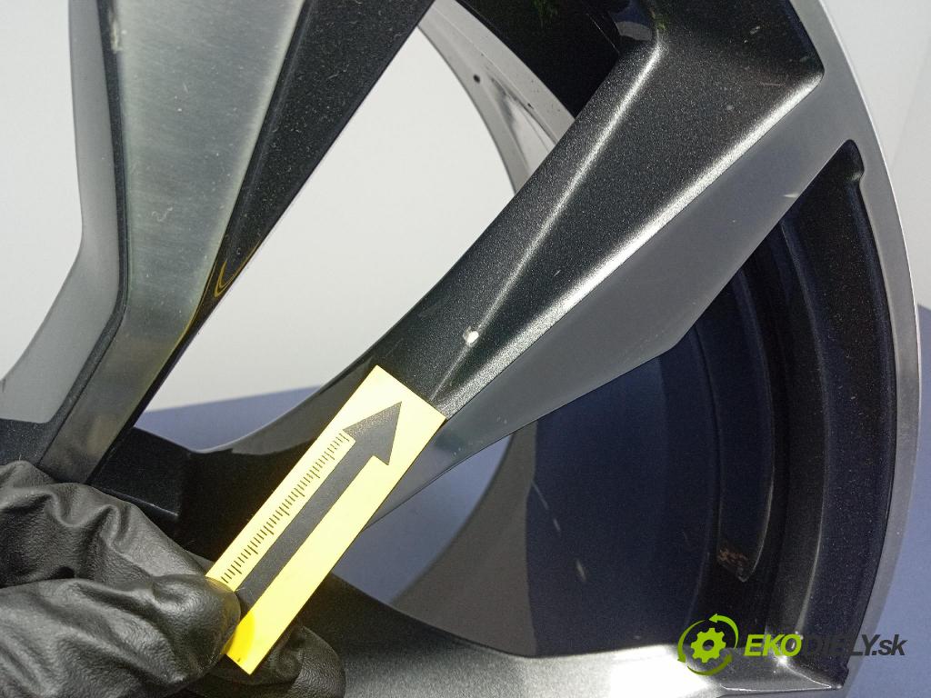 Audi SQ8 2022 Ráfky Hlinikové: 4M8601025J