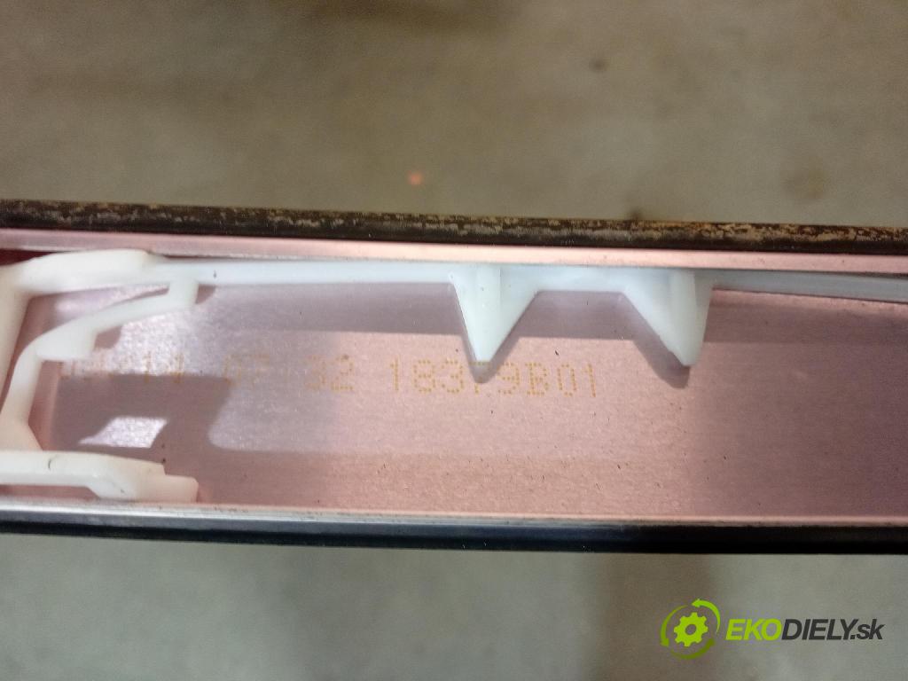 Citroen C3 2014 lišta Dekoratívne: