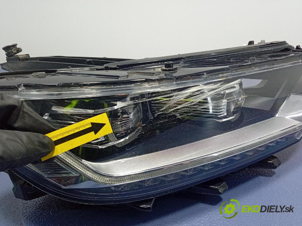 Vw Passat b8 14-19 0 Reflektor: v pravo: 3G1641082G