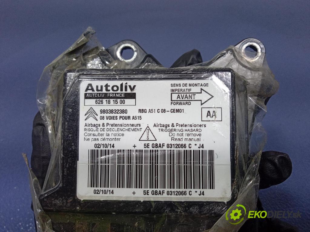 Citroen C3 2014 kokpit,pristrojová doska 98016847ZD