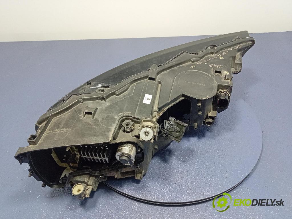 Audi Q7 ii lift 0 Reflektor: Vľavo: 4M0941039C