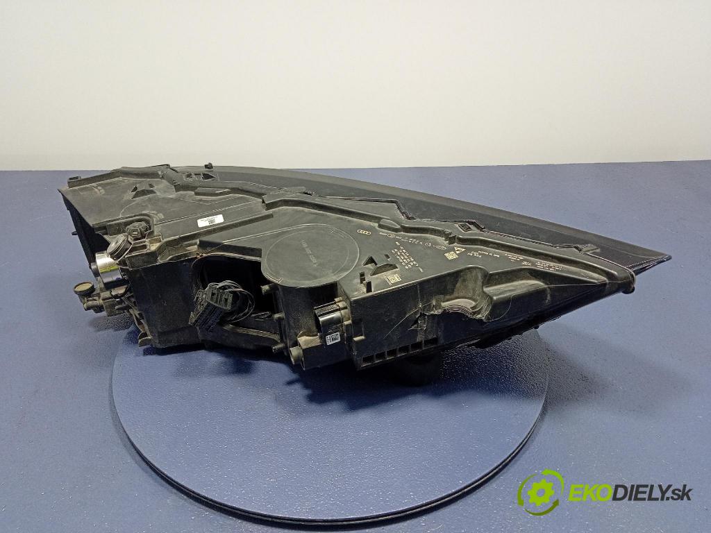 Audi Q7 ii lift 0 Reflektor: Vľavo: 4M0941039C