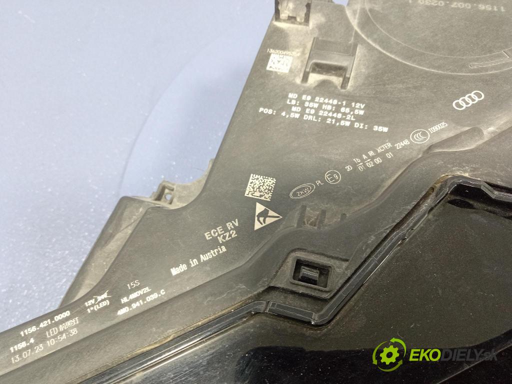 Audi Q7 ii lift 0 Reflektor: Vľavo: 4M0941039C