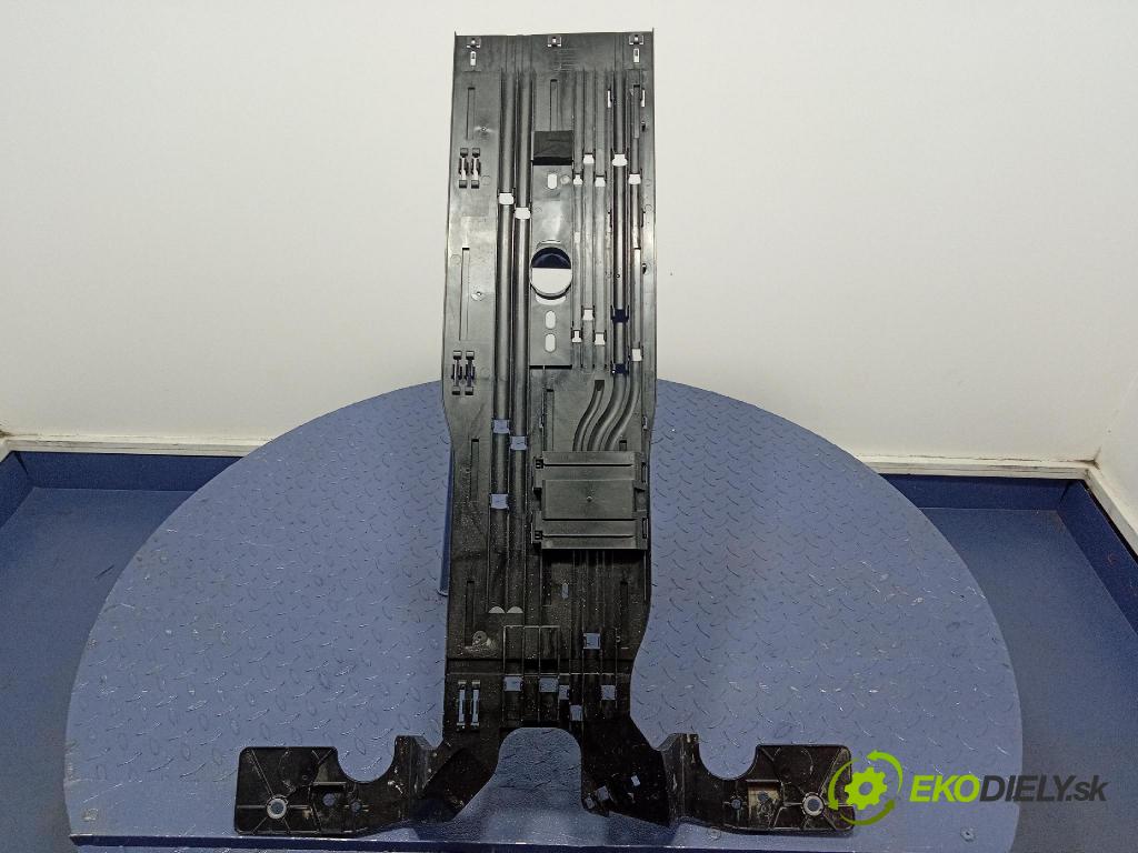 Skoda Elroq 50 2025 kryt Plast: podvozek: 1EA971341D