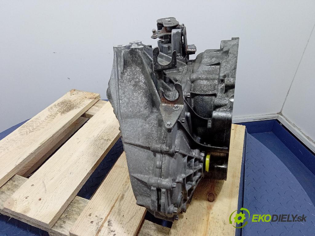 Mercedes B-Klasa 2013 převodovka Ozubené kola: Manualna A1762610101