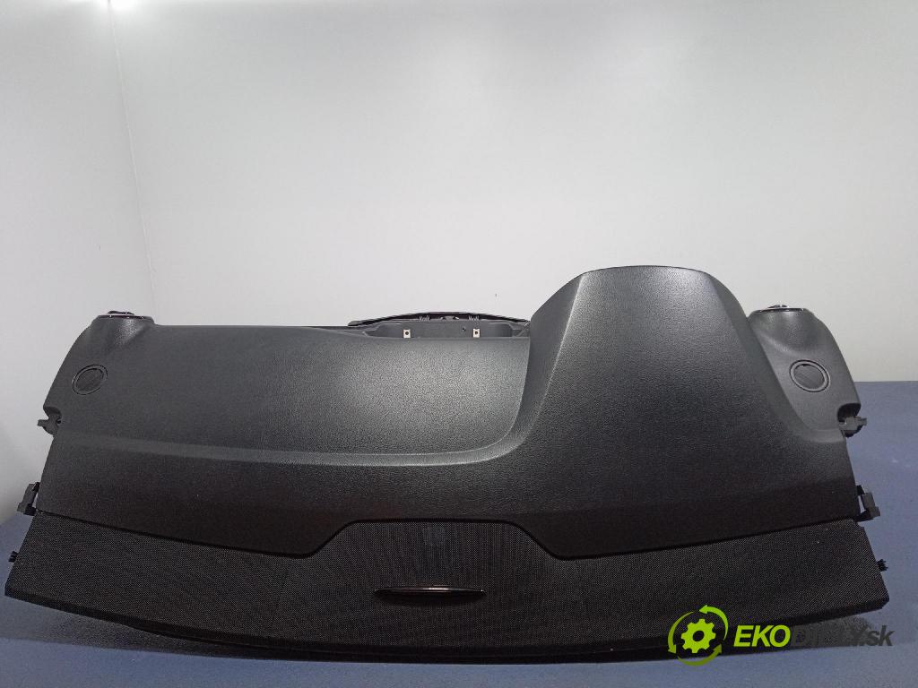 Mercedes B-Klasa 2013 kokpit,přistrojova deska 2468600402