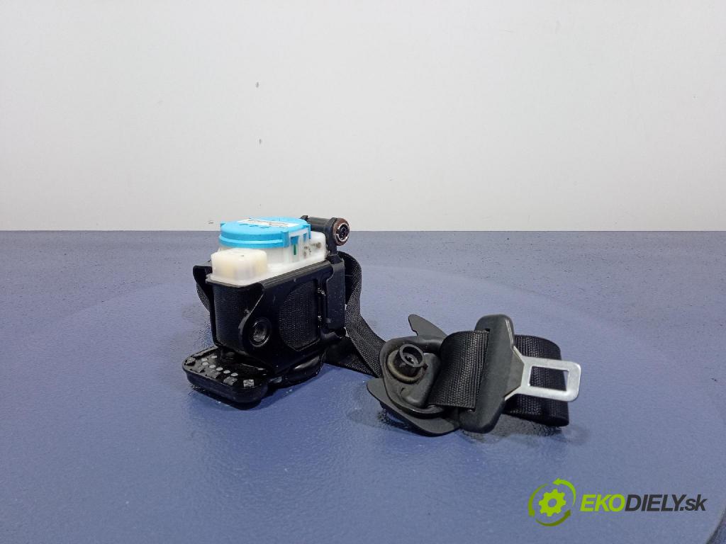 Mercedes B-Klasa 2013 kokpit,přistrojova deska 2468600402