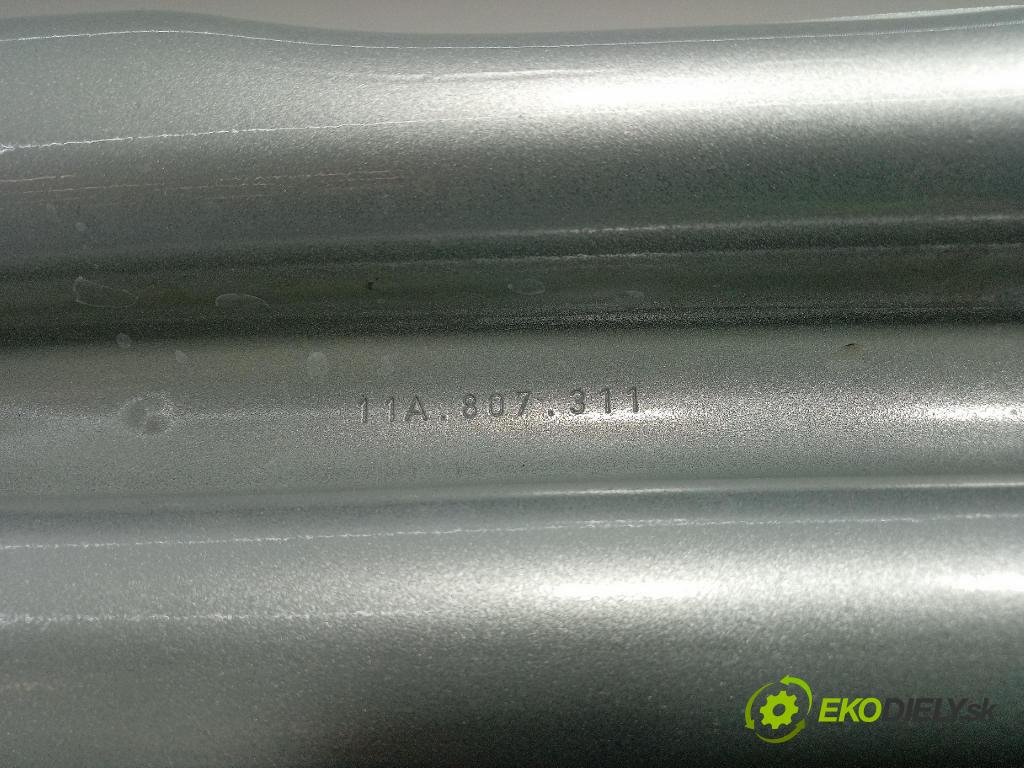 Skoda Elroq 50 2025 výstuha narazník zad 11A807311