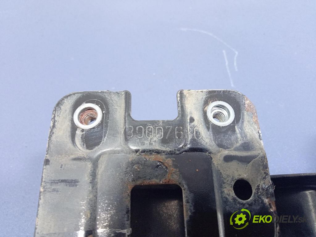 Citroen C3 2014 výztuha narazník před