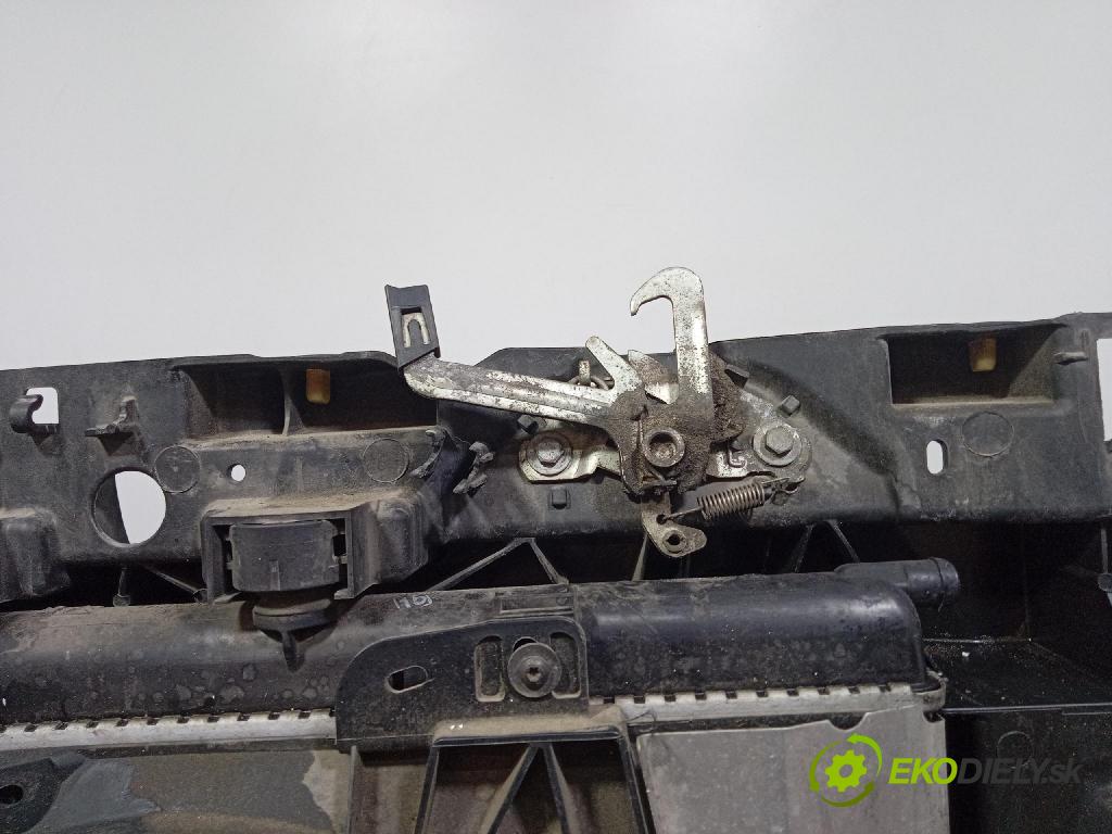 Citroen C3 2014 výstuha Predné: / pas predný 9677952180