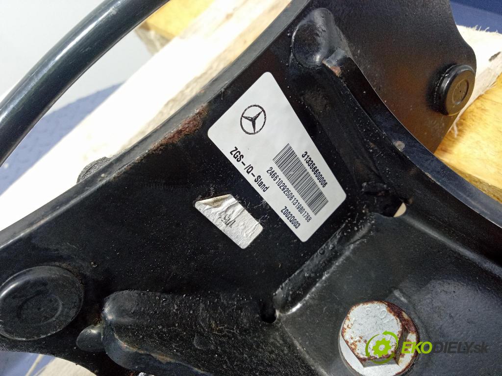 Mercedes B-Klasa 2013 oko Do Přívěsy A2463100404