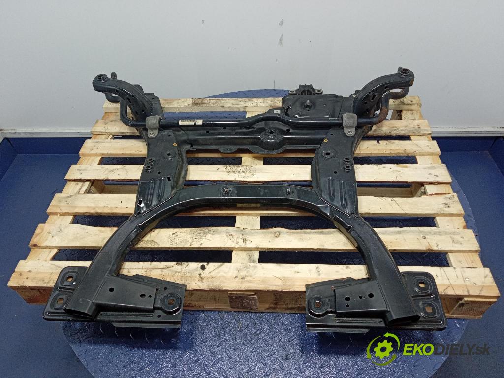 Mercedes B-Klasa 2013 přejít