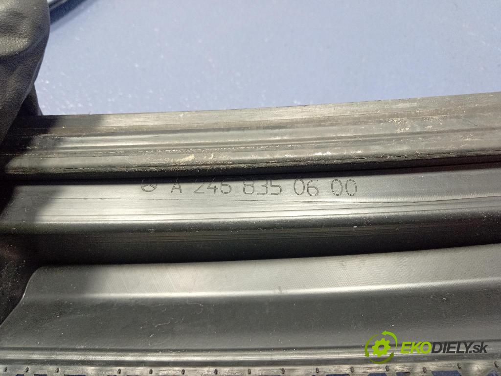 Mercedes B-Klasa 2013 torpédo A2468300700