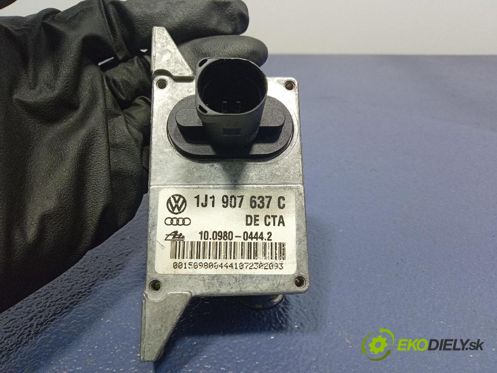Volkswagen Golf 2002 řídící jednotka ESP. 1J1907637C