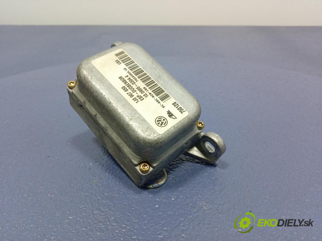 Volkswagen Golf 2002 řídící jednotka ESP. 1J1907637C