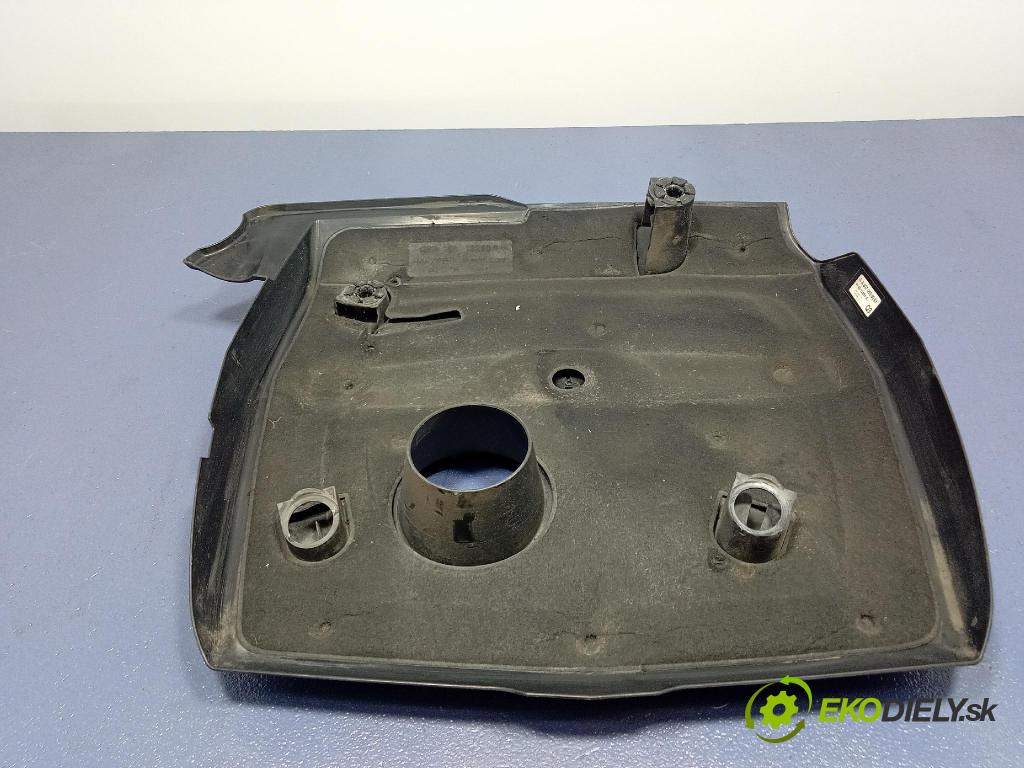 Mercedes B-Klasa 2013 kryt Motor: A6070100067