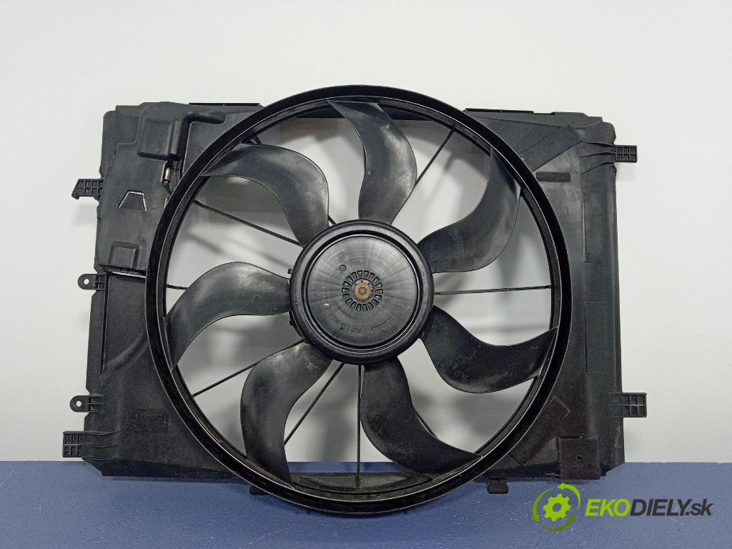 Mercedes B-Klasa 2013 Ventilátor Chladič: A2465000064