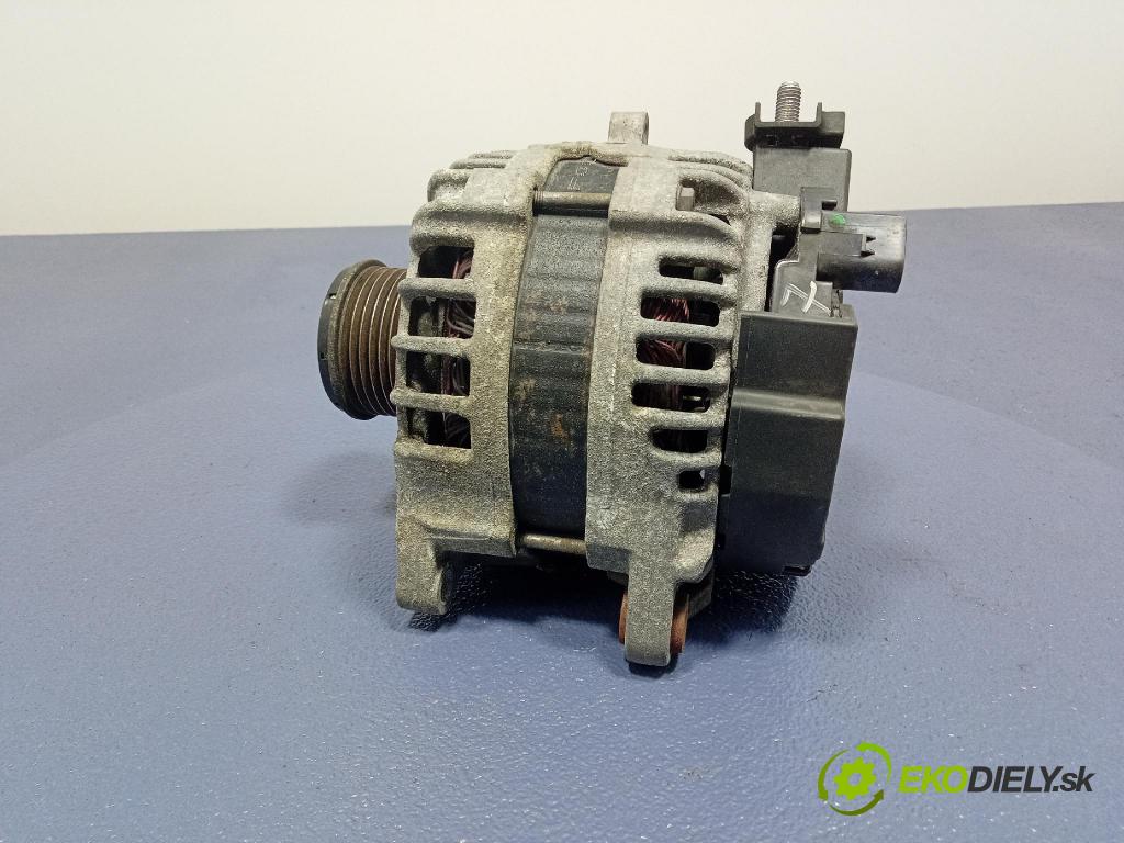 Mercedes B-Klasa 2013 Alternator A0009063822