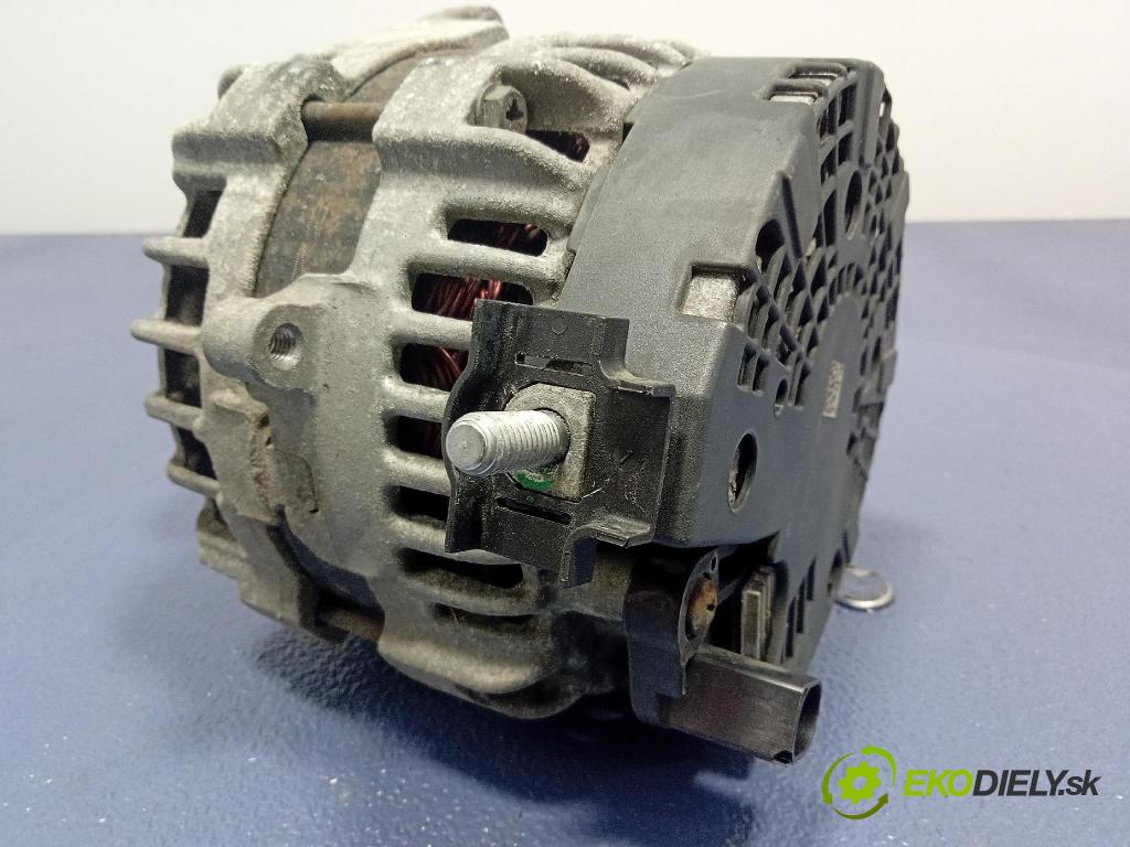 Mercedes B-Klasa 2013 Alternator A0009063822