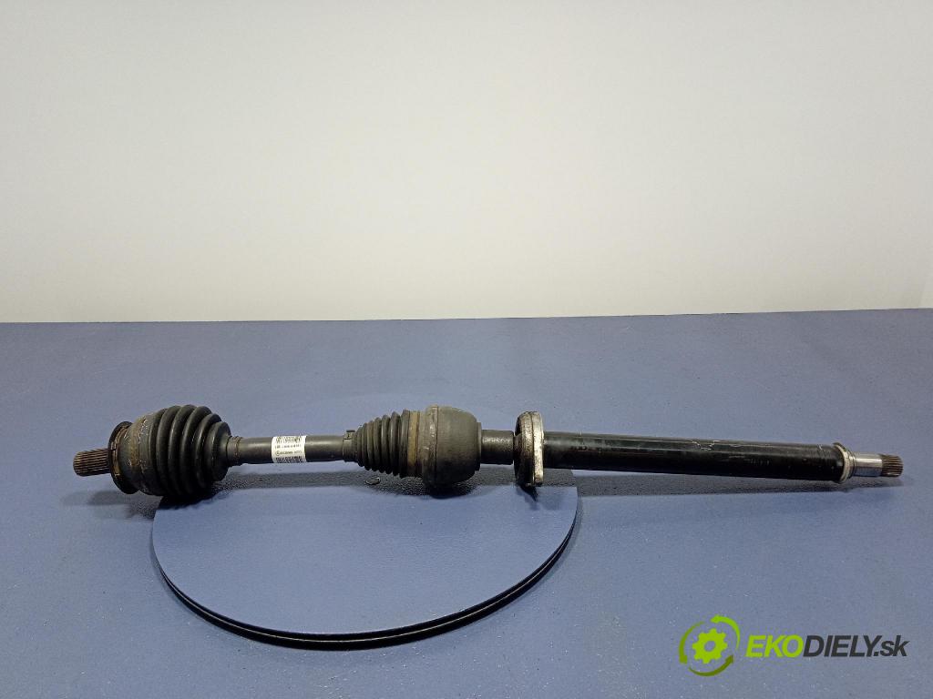 Mercedes B-Klasa 2013 poloos Prava: Predné A2463303000