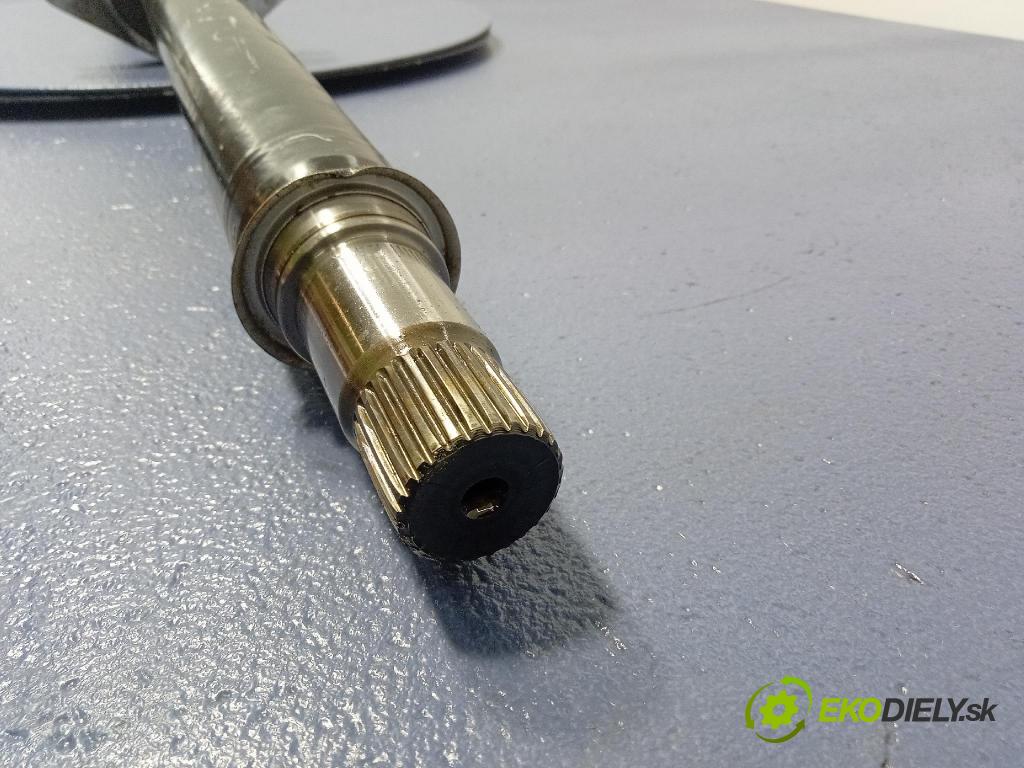 Mercedes B-Klasa 2013 poloos Prava: Predné A2463303000