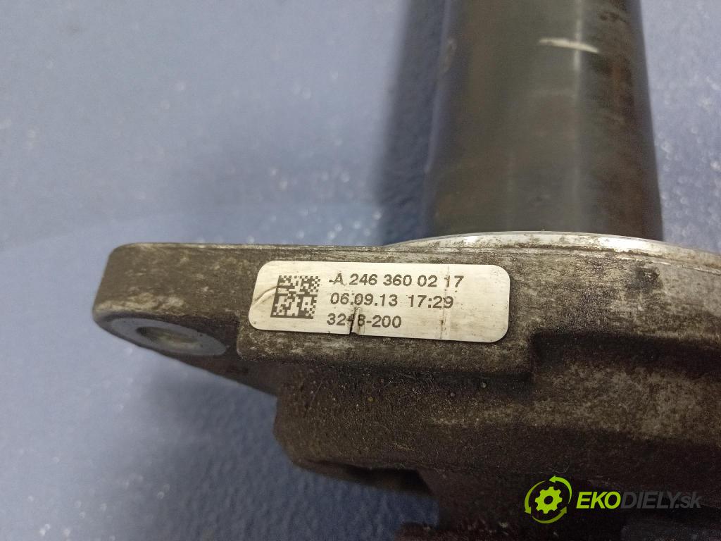 Mercedes B-Klasa 2013 poloos Prava: Predné A2463303000