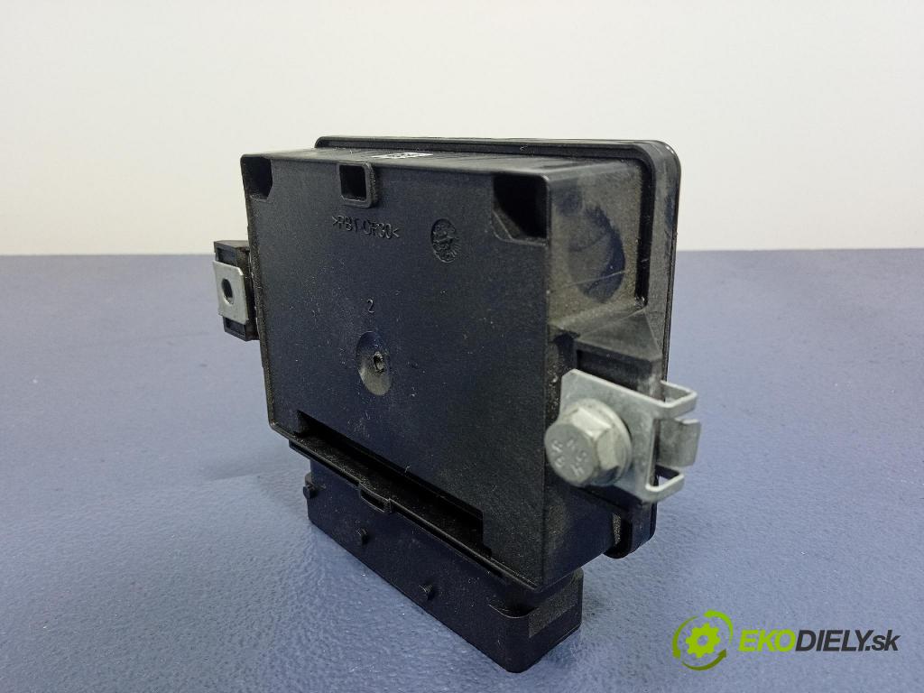 Mercedes B-Klasa 2013 řídící jednotka A1669002700