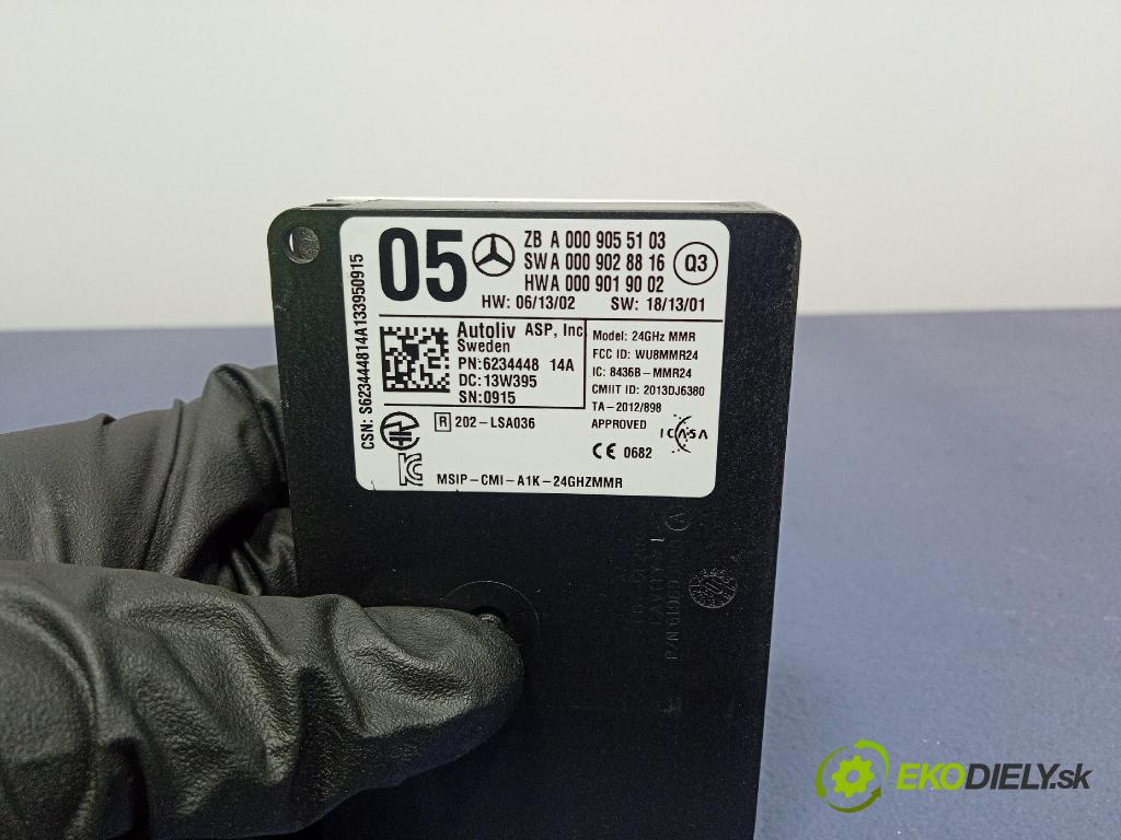 Mercedes B-Klasa 2013 Radar: A009019002