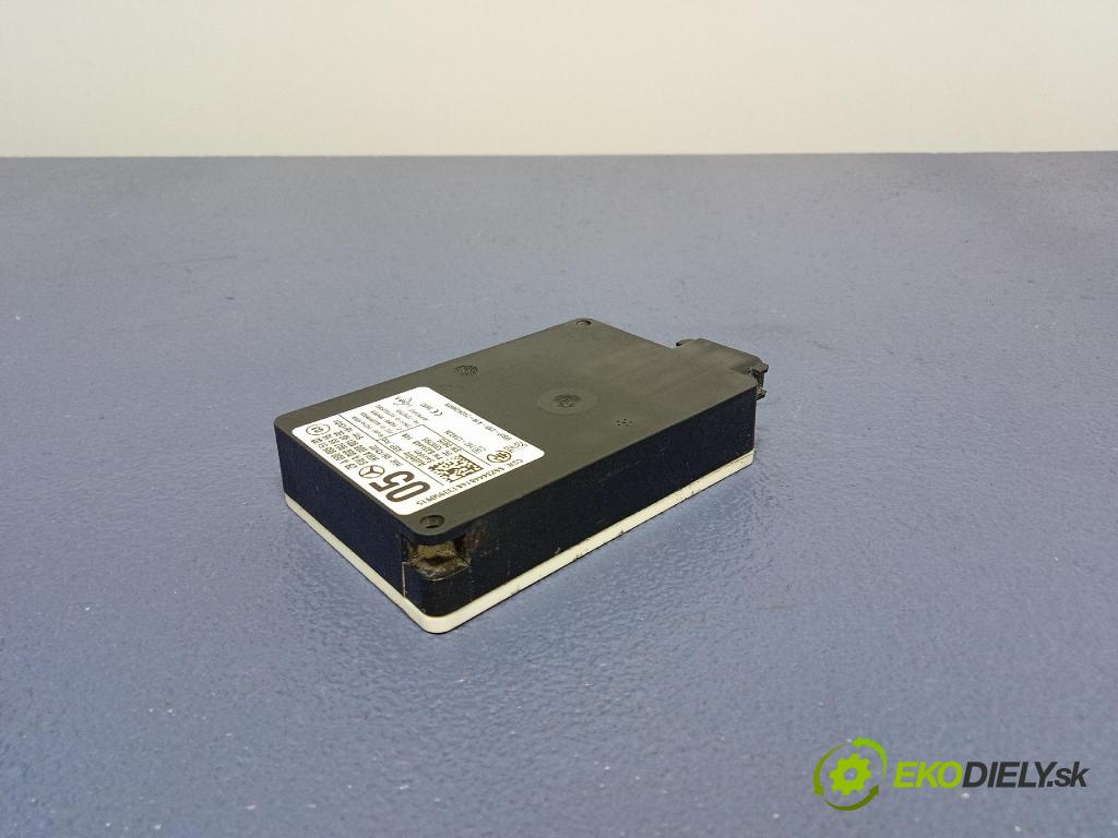 Mercedes B-Klasa 2013 Radar: A009019002