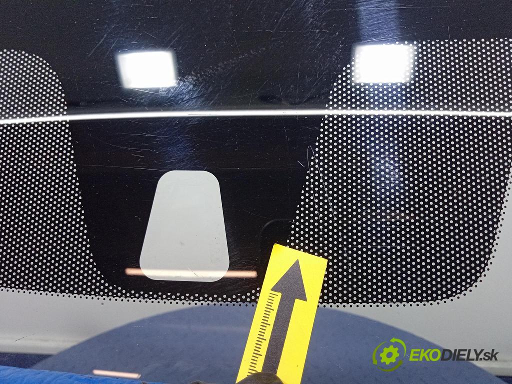 Fiat Panda 2003 sklo Predné: přední: