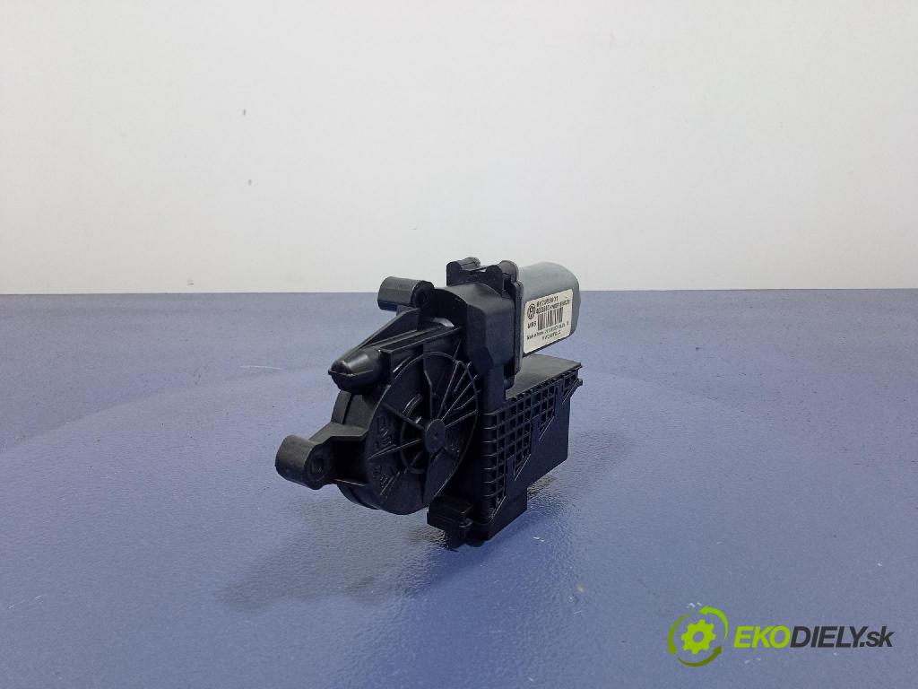 Vw Polo 2008 mechanismus stahování Sklenka: před v pravo: 6Y2959801