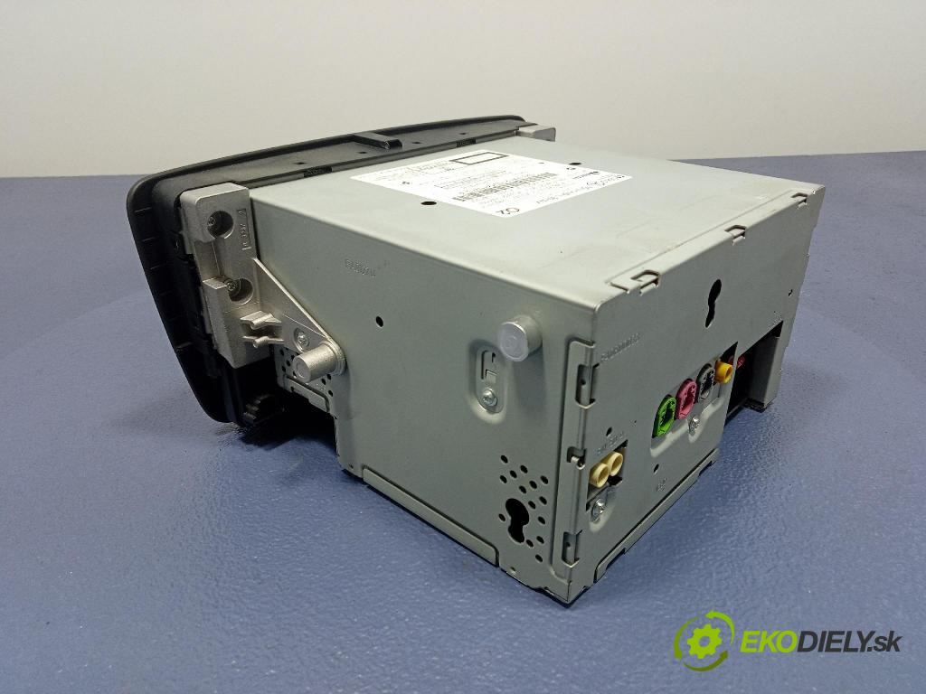 Mercedes B-Klasa 2013 Radio I Navigace: A2469000012
