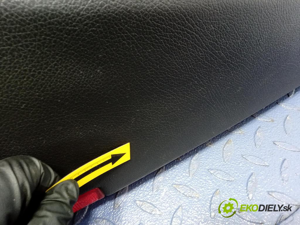 Mercedes B-Klasa 2013 Čalounictví: dvere Predné ľavá A2467270159