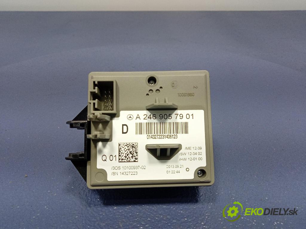 Mercedes B-Klasa 2013 Spínač zapaľovania: A2469057901