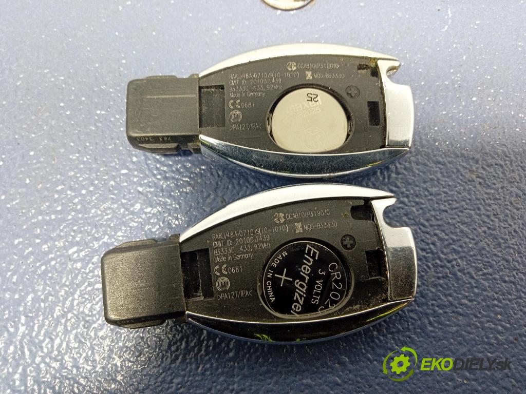 Mercedes B-Klasa 2013 Spínač zapaľovania: A2469057901