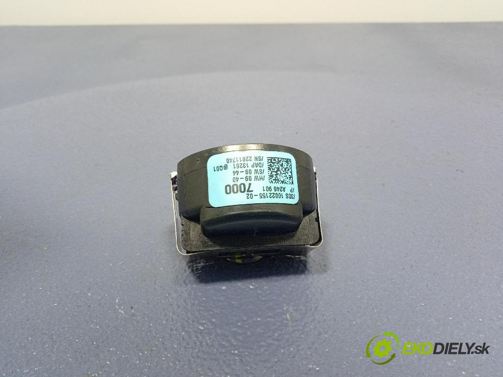 Mercedes B-Klasa 2013 snímač Déšť / Soumrak A2469017000