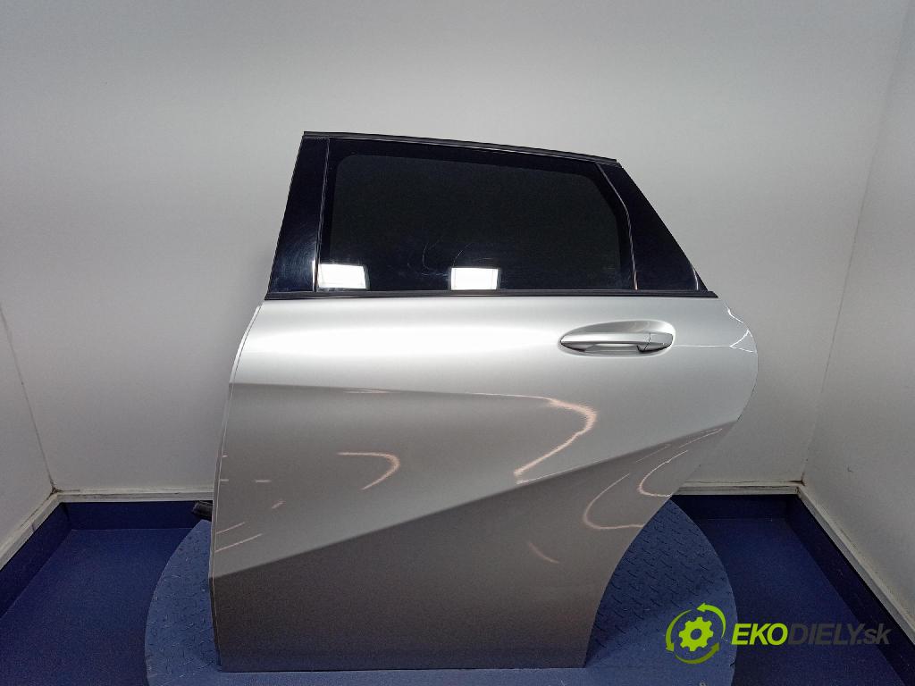 Mercedes B-Klasa 2013 dveře Zad: Vlevo, odjet: