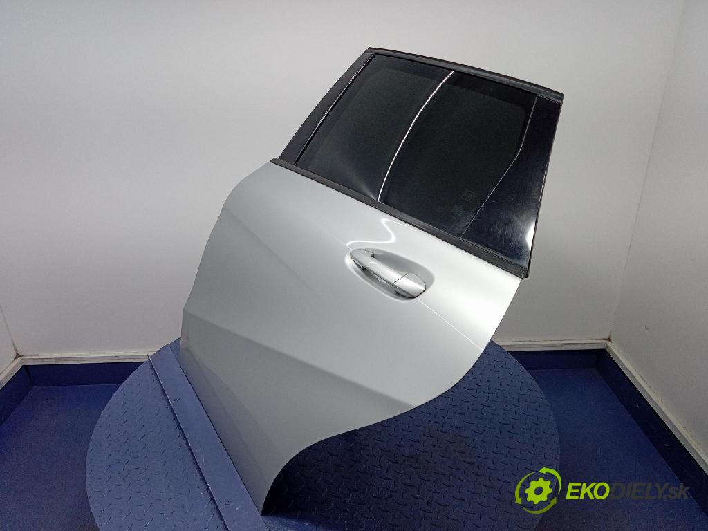 Mercedes B-Klasa 2013 dveře Zad: Vlevo, odjet: