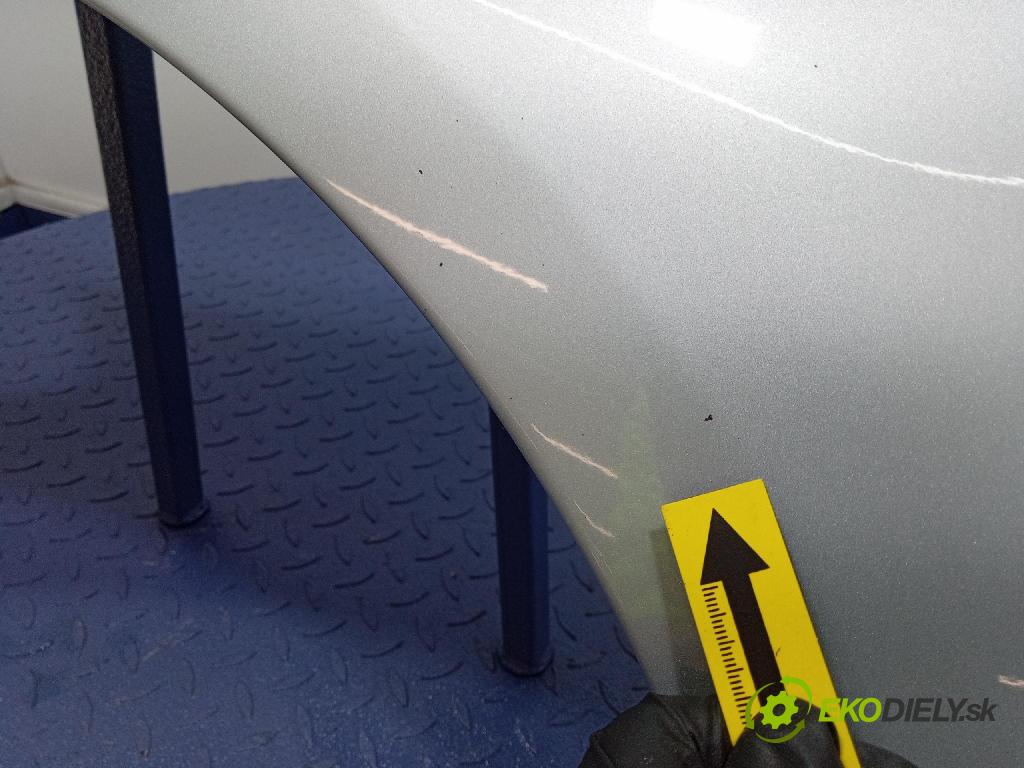 Mercedes B-Klasa 2013 blatnik před Levý: A246881010