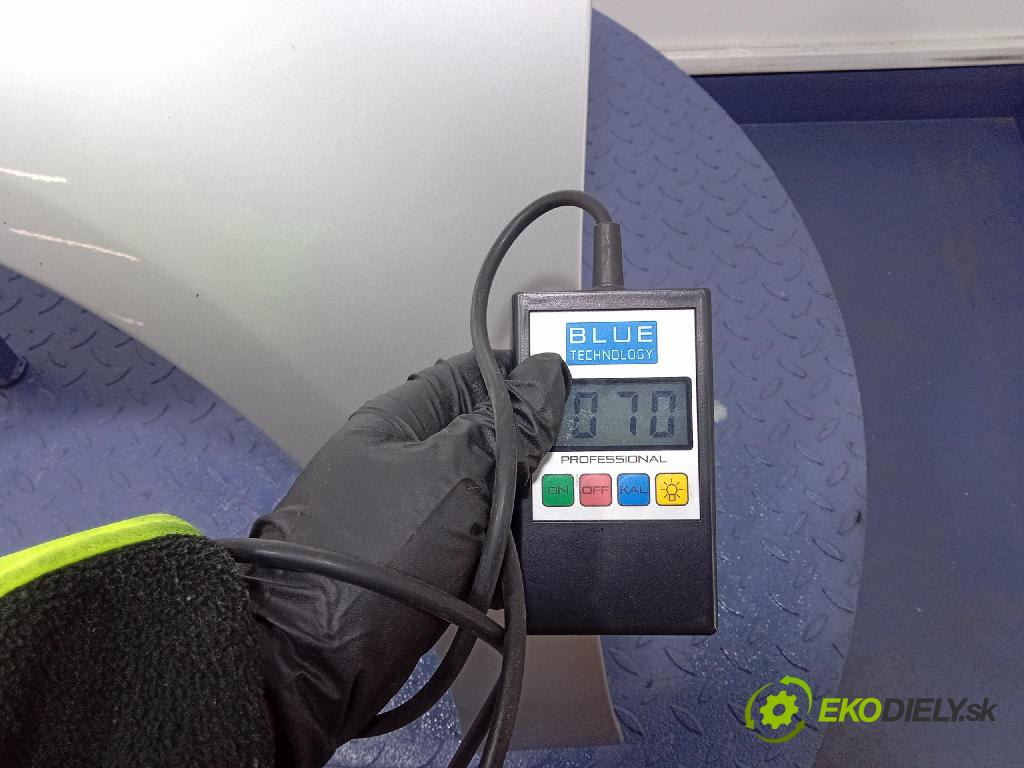 Mercedes B-Klasa 2013 blatnik před Levý: A246881010