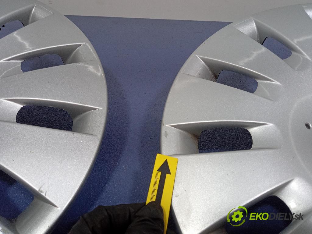 Vw Polo 2008 puklica kola: 6Q0601147R