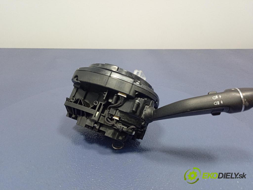 Mercedes B-Klasa 2013 prepínač Komplex: 414245