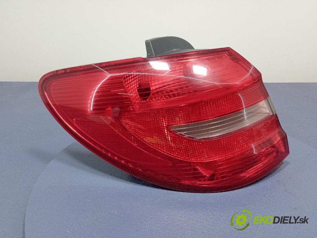Mercedes B-Klasa 2013 světlo Zad: levá Mimo: A2468200164