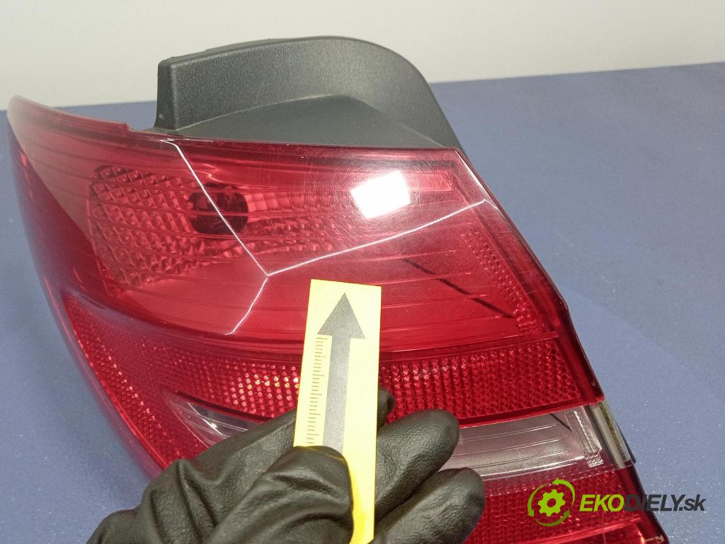 Mercedes B-Klasa 2013 světlo Zad: levá Mimo: A2468200164